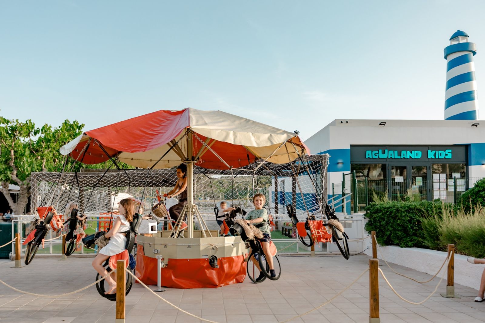 Animación Club Hotel Aguamarina - ECO-TIOVIVO
